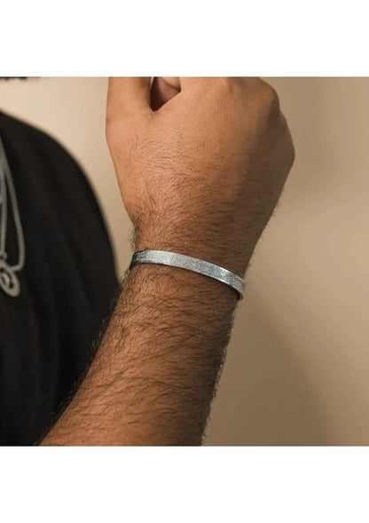 Ayetel Kürsi İşlemeli Modern Kelepçe Bileklik